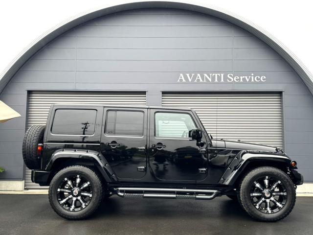ジープ・ラングラーアンリミテッド サハラ　新車平行　左Ｈ　地デジナビ　バックカメラ　オバーフェンダー　ＲＢＰ２０インチＡＷ　　ＲＢＰサイドアーマー　管理ユーザー買取車（8枚目）