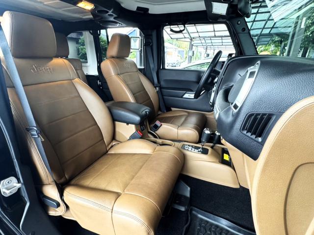ジープ・ラングラーアンリミテッド サハラ　新車平行　左Ｈ　地デジナビ　バックカメラ　オバーフェンダー　ＲＢＰ２０インチＡＷ　　ＲＢＰサイドアーマー　管理ユーザー買取車（22枚目）