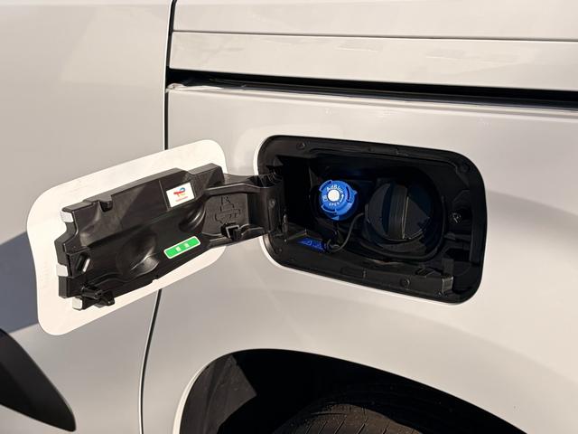 ベルランゴ マックス ブルーHDi 新車保証継承車両/禁煙車/アクティブクルーズコントロール/アップルカープレイ・アンドロイドオート/純正18インチアロイホイール(15枚目)