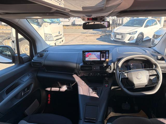 ベルランゴ マックス ブルーHDi 新車保証継承車両/禁煙車/アクティブクルーズコントロール/アップルカープレイ・アンドロイドオート/純正18インチアロイホイール(25枚目)