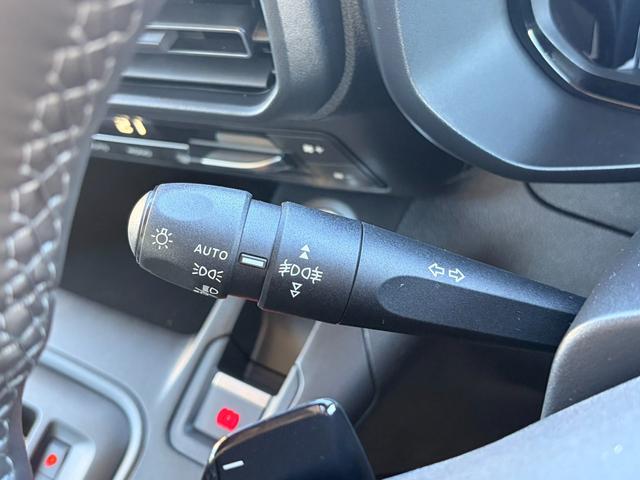 ベルランゴ マックス ブルーHDi 新車保証継承車両/禁煙車/アクティブクルーズコントロール/アップルカープレイ・アンドロイドオート/純正18インチアロイホイール(31枚目)