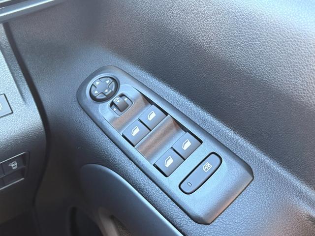 ベルランゴ マックス ブルーHDi 新車保証継承車両/禁煙車/アクティブクルーズコントロール/アップルカープレイ・アンドロイドオート/純正18インチアロイホイール(33枚目)