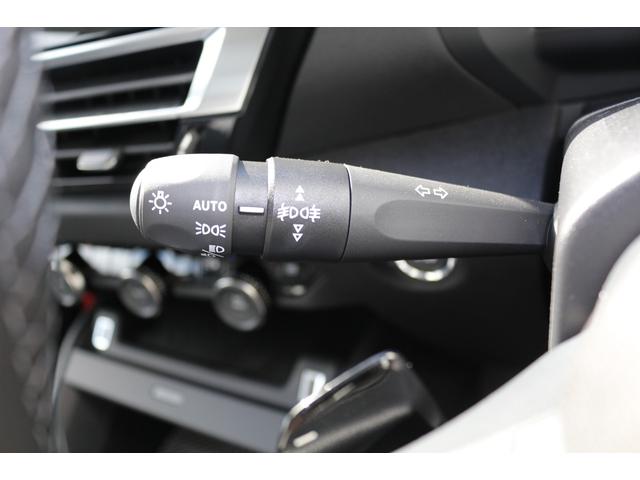 C4 マックス ハイブリッド 新車保証継承/禁煙車/修復歴無/ナビ/パワーシート/シートヒーター/ヘッドアップディスプレイ/ACC/コーナリングセンサー/バックカメラ/ブラインドスポットモニター/純正18インチアルミホイール(15枚目)