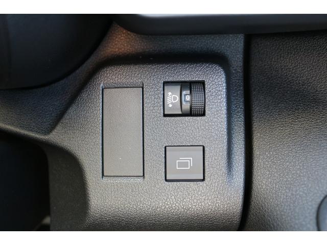 ベルランゴ マックス ブルーHDi 新車保証継承/禁煙車/修復歴無/LEDヘッドライト/ステアリングヒーター/バックカメラ/純正16インチアルミホイール/アクティブクルーズコントロール/パノラミックガラスルーフ(37枚目)