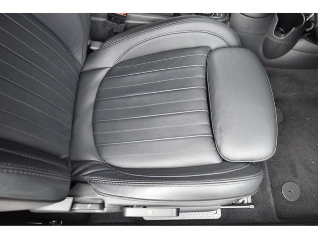 クーパーS INI YOURS純正レザーシート 純正バックカメラ 純正シートヒーター 正規認定中古車(32枚目)