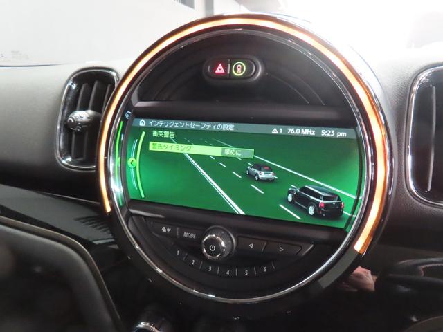 クーパーＤ　クロスオーバー　アダティブクルーズコントロール／オール４／ＬＥＤヘッドライト／ＡＵＴＯライト／電動格納ミラー／バックカメラ／ＥＴＣ付き／アイドリングストップ／スマートキー／オットマン(4枚目)