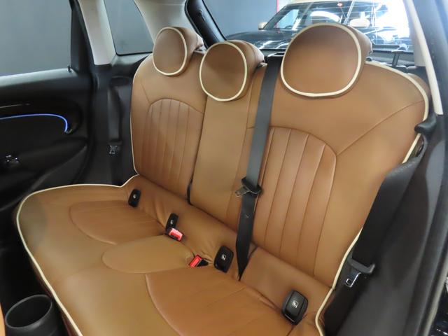 ＭＩＮＩ クーパー　５ＤＯＯＲ／エニグマティックブラック／アダプティブクルーズコントロール／衝突軽減ブレーキ／Ａｐｐｌｅ　ｃａｒ　ｐｌａｙ／純正バックカメラ／ＥＴＣ付／ＬＥＤヘッドライト／ＡＵＴＯライト／ＡＵＴＯワイパー（39枚目）