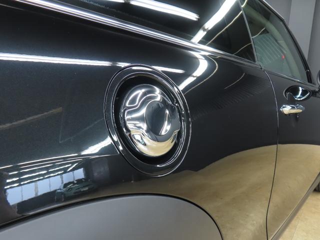 ＭＩＮＩ クーパーＳ　クラシック・トリム　３ＤＯＯＲ／エニグマティックブラック／禁煙車／Ａｐｐｌｅ　ｃａｒ　ｐｌａｙ／衝突軽減ブレーキ／純正バックカメラ／ＥＴＣ付／ＬＥＤヘッドライト／ＡＵＴＯライト／ＡＵＴＯワイパー／コンフォートアクセス（27枚目）