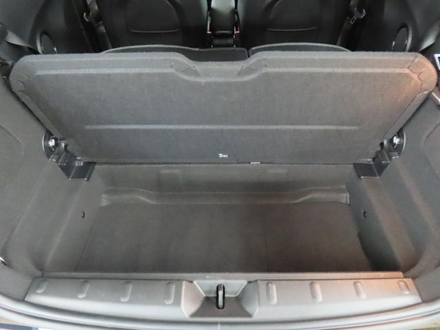ＭＩＮＩ クーパーＳ　クラシック・トリム　３ＤＯＯＲ／エニグマティックブラック／禁煙車／Ａｐｐｌｅ　ｃａｒ　ｐｌａｙ／衝突軽減ブレーキ／純正バックカメラ／ＥＴＣ付／ＬＥＤヘッドライト／ＡＵＴＯライト／ＡＵＴＯワイパー／コンフォートアクセス（50枚目）