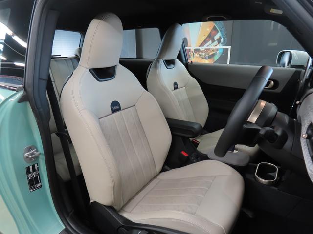 MINI クーパーC フェイバリット・トリム 3DOOR/オーシャンウェーブグリーン/Apple car play/ヘッドアップディスプレイ/アダプティブクルーズコントロール/衝突軽減ブレーキ/純正ナビゲーション/純正バックカメラ/ETC付(28枚目)