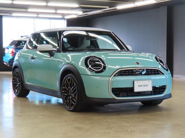 MINI クーパーC フェイバリット・トリム 3DOOR/オーシャンウェーブグリーン/Apple car play/ヘッドアップディスプレイ/アダプティブクルーズコントロール/衝突軽減ブレーキ/純正ナビゲーション/純正バックカメラ/ETC付(47枚目)
