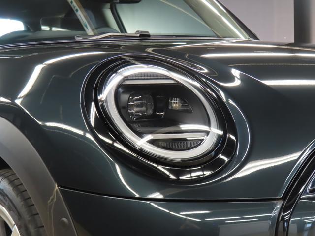 MINI クーパーC フェイバリット・トリム 3DOOR/レジェンドグレー/Apple car play/ヘッドアップディスプレイ/アダプティブクルーズコントロール/衝突軽減ブレーキ/純正ナビゲーション/純正バックカメラ/ETC付(19枚目)