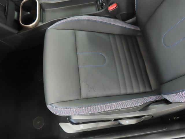 MINI クーパーC フェイバリット・トリム 3DOOR/レジェンドグレー/Apple car play/ヘッドアップディスプレイ/アダプティブクルーズコントロール/衝突軽減ブレーキ/純正ナビゲーション/純正バックカメラ/ETC付(33枚目)