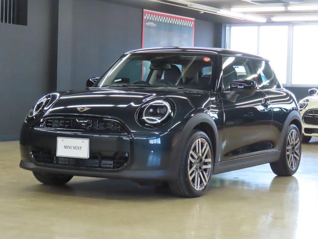 MINI クーパーC フェイバリット・トリム 3DOOR/レジェンドグレー/Apple car play/ヘッドアップディスプレイ/アダプティブクルーズコントロール/衝突軽減ブレーキ/純正ナビゲーション/純正バックカメラ/ETC付(53枚目)