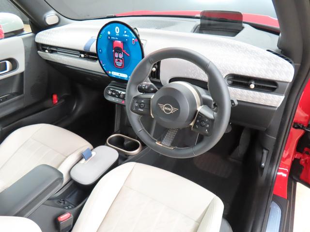 MINI クーパーC フェイバリット・トリム 3DOOR/チリレッド/Apple car play/ヘッドアップディスプレイ/アダプティブクルーズコントロール/衝突軽減ブレーキ/純正ナビゲーション/純正バックカメラ/ETC付(43枚目)