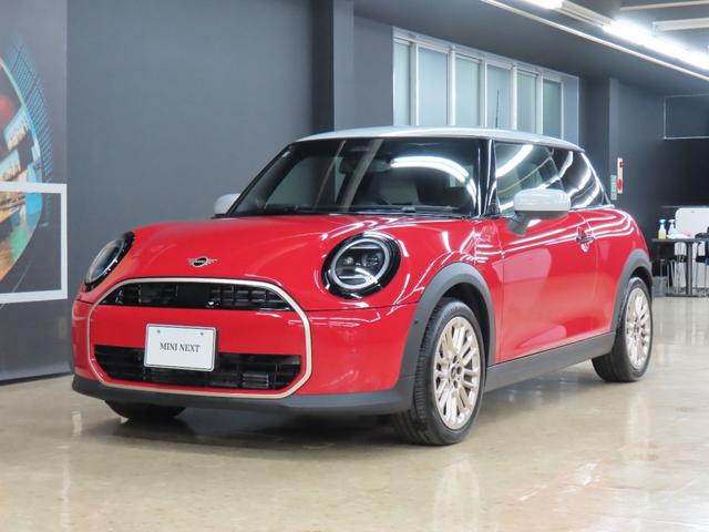 MINI クーパーC フェイバリット・トリム 3DOOR/チリレッド/Apple car play/ヘッドアップディスプレイ/アダプティブクルーズコントロール/衝突軽減ブレーキ/純正ナビゲーション/純正バックカメラ/ETC付(57枚目)