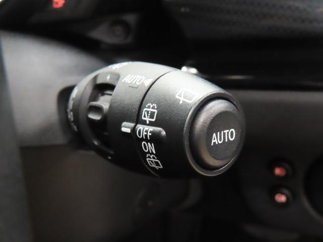 MINI クーパーD クラブマン 認定中古車/アダプティブクルーズコントロール/衝突軽減ブレーキ/純正ナビゲーション/純正バックカメラ/ETC付/LEDヘッドライト/AUTOライト/AUTOワイパー/コンフォートアクセス(19枚目)
