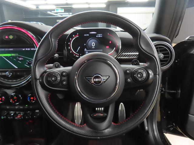 ＭＩＮＩ ジョンクーパーワークス　３ＤＯＯＲ／ジョンクーパーワークス／アダプティブクルーズコントロール／衝突軽減ブレーキ／純正ナビゲーション／純正バックカメラ／ＬＥＤヘッドライト／ＡＵＴＯライト／ＡＵＴＯワイパー／ＥＴＣ付（15枚目）