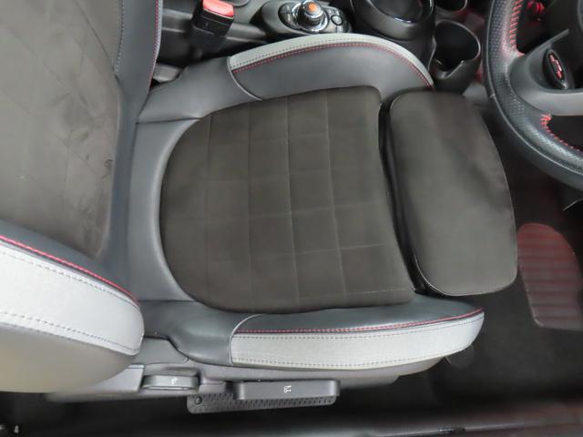 ＭＩＮＩ ジョンクーパーワークス　３ＤＯＯＲ／ジョンクーパーワークス／アダプティブクルーズコントロール／衝突軽減ブレーキ／純正ナビゲーション／純正バックカメラ／ＬＥＤヘッドライト／ＡＵＴＯライト／ＡＵＴＯワイパー／ＥＴＣ付（36枚目）