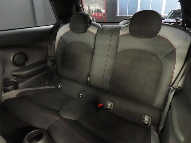 ＭＩＮＩ ジョンクーパーワークス　３ＤＯＯＲ／ジョンクーパーワークス／アダプティブクルーズコントロール／衝突軽減ブレーキ／純正ナビゲーション／純正バックカメラ／ＬＥＤヘッドライト／ＡＵＴＯライト／ＡＵＴＯワイパー／ＥＴＣ付（40枚目）