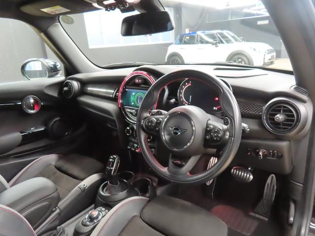 ＭＩＮＩ ジョンクーパーワークス　３ＤＯＯＲ／ジョンクーパーワークス／アダプティブクルーズコントロール／衝突軽減ブレーキ／純正ナビゲーション／純正バックカメラ／ＬＥＤヘッドライト／ＡＵＴＯライト／ＡＵＴＯワイパー／ＥＴＣ付（43枚目）