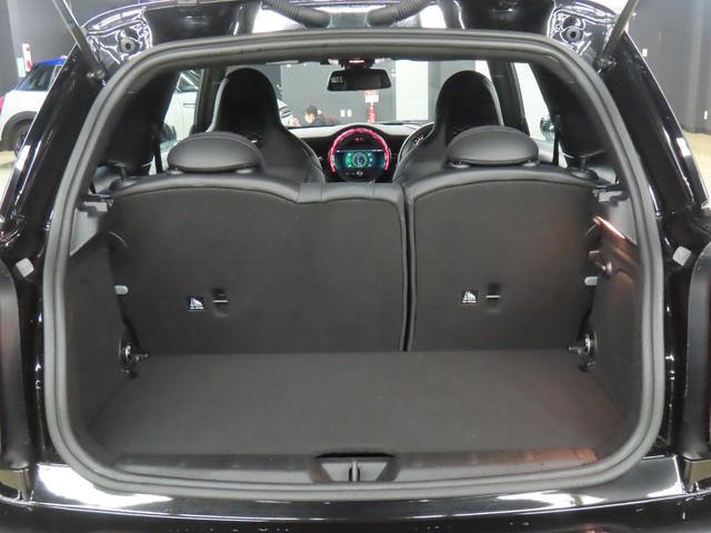 ＭＩＮＩ ジョンクーパーワークス　３ＤＯＯＲ／ジョンクーパーワークス／アダプティブクルーズコントロール／衝突軽減ブレーキ／純正ナビゲーション／純正バックカメラ／ＬＥＤヘッドライト／ＡＵＴＯライト／ＡＵＴＯワイパー／ＥＴＣ付（46枚目）