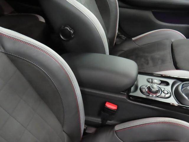 MINI クーパーSD クラブマン エッセンシャル・トリム クラブマン/インディアンサマーレッド/認定中古車/アダプティブクルーズコントロール/衝突軽減ブレーキ/純正ナビゲーション/純正バックカメラ/LEDヘッドライト/ETC付/シートヒーター/オットマン(12枚目)
