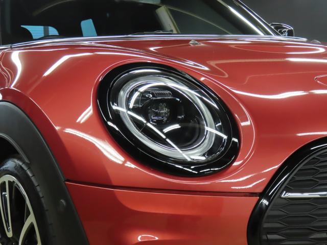 MINI クーパーSD クラブマン エッセンシャル・トリム クラブマン/インディアンサマーレッド/認定中古車/アダプティブクルーズコントロール/衝突軽減ブレーキ/純正ナビゲーション/純正バックカメラ/LEDヘッドライト/ETC付/シートヒーター/オットマン(24枚目)