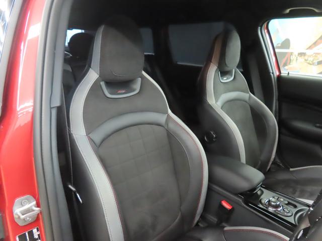 MINI クーパーSD クラブマン エッセンシャル・トリム クラブマン/インディアンサマーレッド/認定中古車/アダプティブクルーズコントロール/衝突軽減ブレーキ/純正ナビゲーション/純正バックカメラ/LEDヘッドライト/ETC付/シートヒーター/オットマン(35枚目)