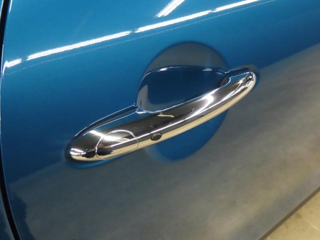 MINI クーパーD クラシック・トリム 3DOOR/アイランドブルー/認定中古車/禁煙車/衝突軽減ブレーキ/純正ナビゲーション/純正バックカメラ/ETC/LEDヘッドライト/AUTOライト/AUTOワイパー/オットマン/コンフォートアクセス(23枚目)