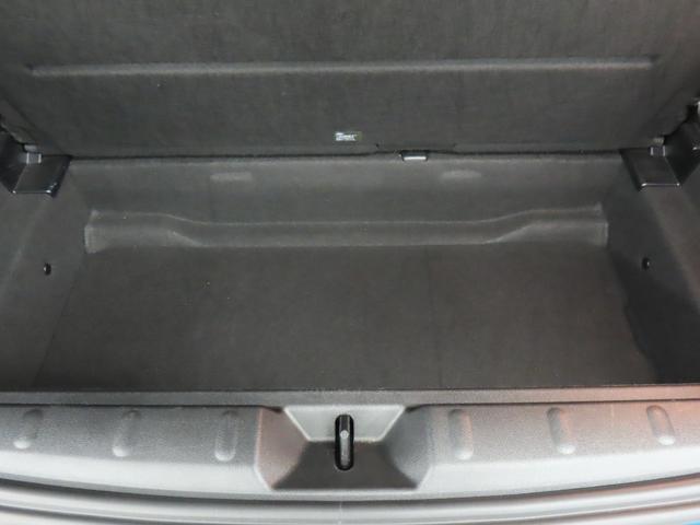 MINI クーパーD クラシック・トリム 3DOOR/アイランドブルー/認定中古車/禁煙車/衝突軽減ブレーキ/純正ナビゲーション/純正バックカメラ/ETC/LEDヘッドライト/AUTOライト/AUTOワイパー/オットマン/コンフォートアクセス(50枚目)