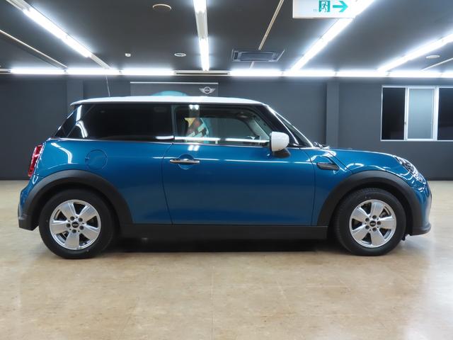 MINI クーパーD クラシック・トリム 3DOOR/アイランドブルー/認定中古車/禁煙車/衝突軽減ブレーキ/純正ナビゲーション/純正バックカメラ/ETC/LEDヘッドライト/AUTOライト/AUTOワイパー/オットマン/コンフォートアクセス(53枚目)