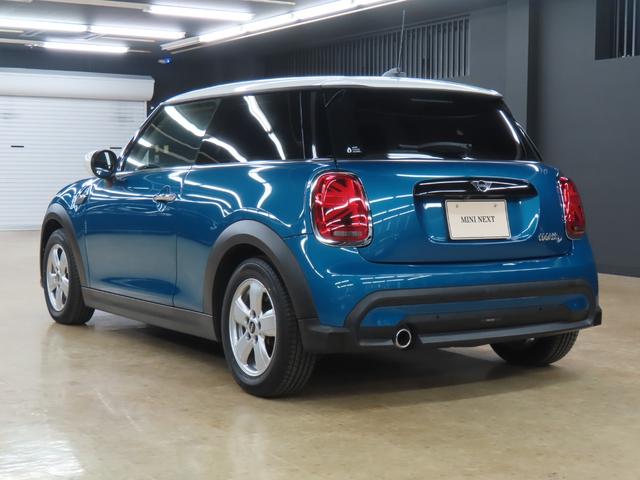 MINI クーパーD クラシック・トリム 3DOOR/アイランドブルー/認定中古車/禁煙車/衝突軽減ブレーキ/純正ナビゲーション/純正バックカメラ/ETC/LEDヘッドライト/AUTOライト/AUTOワイパー/オットマン/コンフォートアクセス(56枚目)