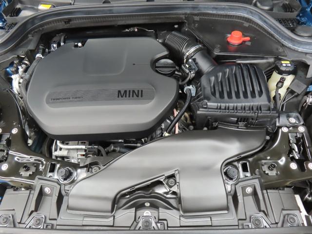 MINI クーパーD クラシック・トリム 3DOOR/アイランドブルー/認定中古車/禁煙車/衝突軽減ブレーキ/純正ナビゲーション/純正バックカメラ/ETC/LEDヘッドライト/AUTOライト/AUTOワイパー/オットマン/コンフォートアクセス(59枚目)