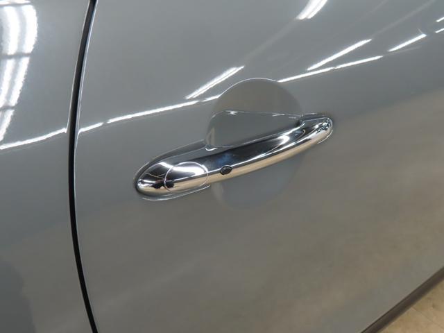 MINI クーパーD 3DOOR/ムーンウォークグレー/認定中古車/衝突軽減ブレーキ/純正ナビゲーション/純正バックカメラ/ETC付/コンフォートアクセス/LEDヘッドライト/AUTOライト/AUTOワイパー/禁煙車(23枚目)