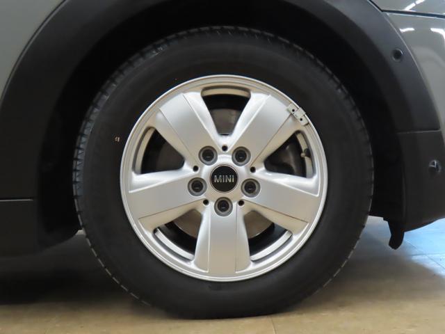 MINI クーパーD 3DOOR/ムーンウォークグレー/認定中古車/衝突軽減ブレーキ/純正ナビゲーション/純正バックカメラ/ETC付/コンフォートアクセス/LEDヘッドライト/AUTOライト/AUTOワイパー/禁煙車(33枚目)