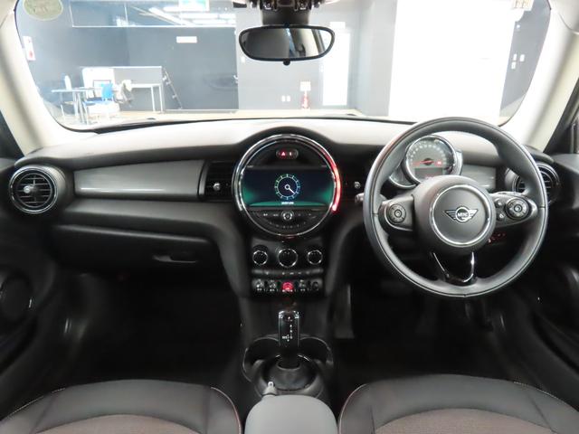 MINI クーパーD 3DOOR/ムーンウォークグレー/認定中古車/衝突軽減ブレーキ/純正ナビゲーション/純正バックカメラ/ETC付/コンフォートアクセス/LEDヘッドライト/AUTOライト/AUTOワイパー/禁煙車(41枚目)
