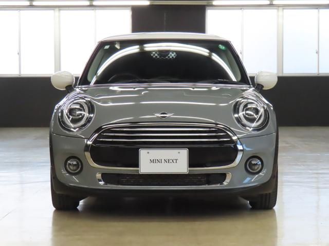 MINI クーパーD 3DOOR/ムーンウォークグレー/認定中古車/衝突軽減ブレーキ/純正ナビゲーション/純正バックカメラ/ETC付/コンフォートアクセス/LEDヘッドライト/AUTOライト/AUTOワイパー/禁煙車(52枚目)