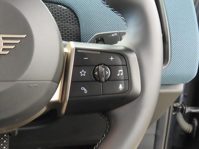 ＭＩＮＩ カントリーマンＳオール４　フェイバリット・トリム　認定中古車／カントリーマン／４ＷＤ／レジェンドグレー／アダプティブクルーズコントロール／Ａｐｐｌｅｃａｒｐｌａｙ／衝突軽減ブレーキ／ヘッドアップディスプレイ／ＬＥＤヘッドライト／コンフォートアクセス（16枚目）