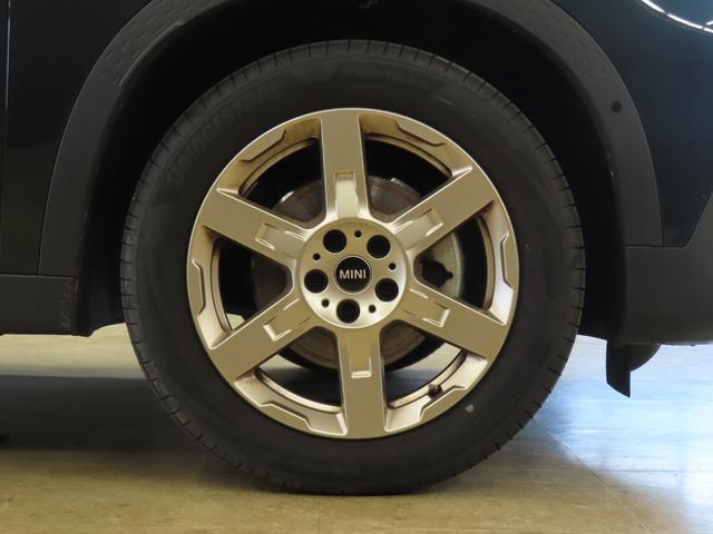 ＭＩＮＩ カントリーマンＳオール４　フェイバリット・トリム　認定中古車／カントリーマン／４ＷＤ／レジェンドグレー／アダプティブクルーズコントロール／Ａｐｐｌｅｃａｒｐｌａｙ／衝突軽減ブレーキ／ヘッドアップディスプレイ／ＬＥＤヘッドライト／コンフォートアクセス（30枚目）