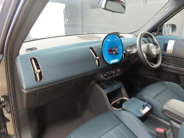 ＭＩＮＩ カントリーマンＳオール４　フェイバリット・トリム　認定中古車／カントリーマン／４ＷＤ／レジェンドグレー／アダプティブクルーズコントロール／Ａｐｐｌｅｃａｒｐｌａｙ／衝突軽減ブレーキ／ヘッドアップディスプレイ／ＬＥＤヘッドライト／コンフォートアクセス（40枚目）