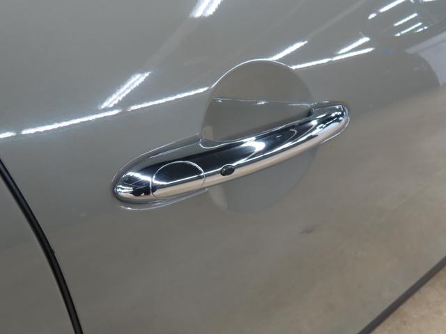 ＭＩＮＩ クーパー　認定中古車／５ＤＯＲ／エメラルドグレー／禁煙車／衝突軽減ブレーキ／純正ナビゲーション／純正バックカメラ／ＬＥＤヘッドライト／コンフォートアクセス／ＥＴＣ付／シートヒーター／オットマン／ＡＵＴＯライト（23枚目）