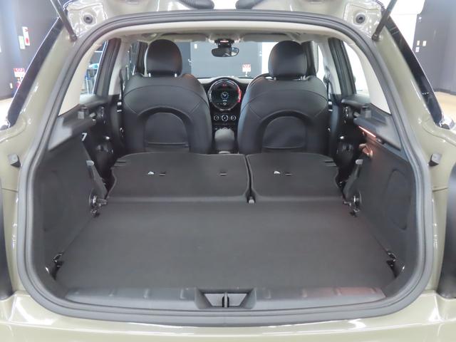 ＭＩＮＩ クーパー　認定中古車／５ＤＯＲ／エメラルドグレー／禁煙車／衝突軽減ブレーキ／純正ナビゲーション／純正バックカメラ／ＬＥＤヘッドライト／コンフォートアクセス／ＥＴＣ付／シートヒーター／オットマン／ＡＵＴＯライト（49枚目）