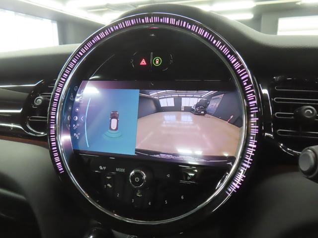 MINI クーパー 認定中古車/3DOOR/エニグマティックブラック/マルチトーンルーフ/禁煙車/衝突軽減ブレーキ/純正バックカメラ/ETC付/LEDヘッドライト/コンフォートアクセス/AUTOライト/AUTOワイパー(6枚目)