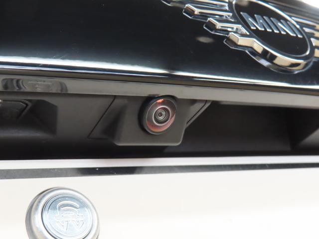 MINI クーパー 認定中古車/3DOOR/エニグマティックブラック/マルチトーンルーフ/禁煙車/衝突軽減ブレーキ/純正バックカメラ/ETC付/LEDヘッドライト/コンフォートアクセス/AUTOライト/AUTOワイパー(29枚目)