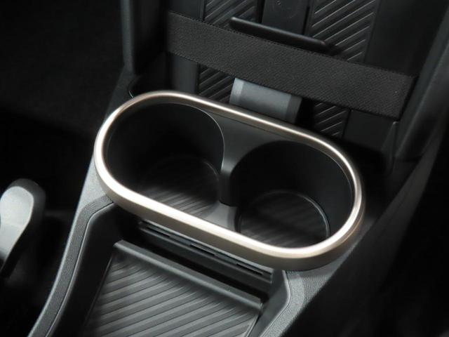 ＭＩＮＩ クーパーＣ　クラシック・トリム　認定中古車／５ＤＯＯＲ／ナノクホワイト／禁煙車／アダプティブクルーズコントロール／衝突軽減ブレーキ／Ａｐｐｌｅｃａｒｐｌａｙ／ヘッドアップディスプレイ／純正バックカメラ／コンフォートアクセス／ＥＴＣ付（14枚目）