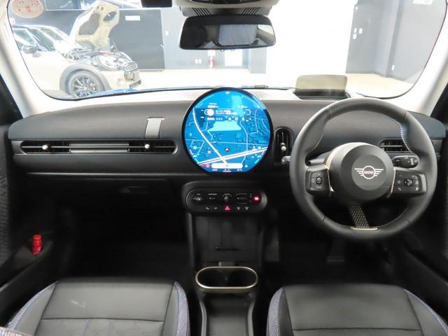ＭＩＮＩ 　認定中古車／５ＤＯＯＲ／アイシーサンシャインブルー／アダプティブクルーズコントロール／Ａｐｐｌｅ　ｃａｒ　ｐｌａｙ／純正ナビゲーション／純正バックカメラ／禁煙車／ヘッドライト／コンフォートアクセス（42枚目）