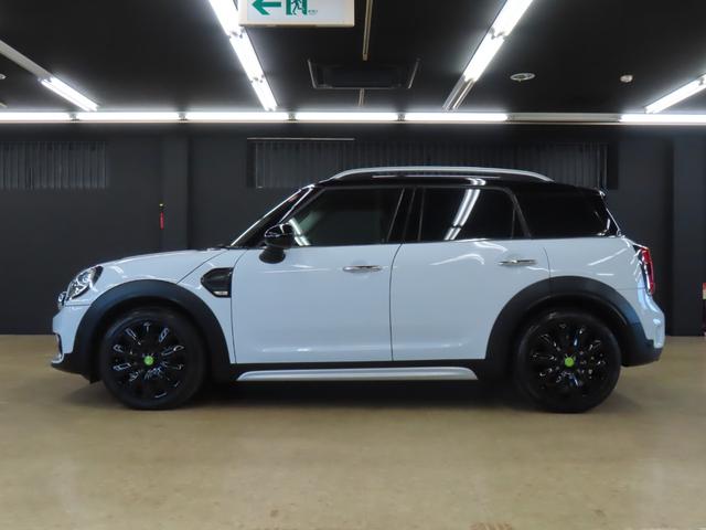 MINI クーパーD クロスオーバー 認定中古車/クロスオーバー/ライトホワイト/禁煙車/アダプティブクルーズコントロール/衝突軽減ブレーキ/純正ナビゲーション/純正バックカメラ/ETC付/LEDヘッドライト/コンフォートアクセス(64枚目)