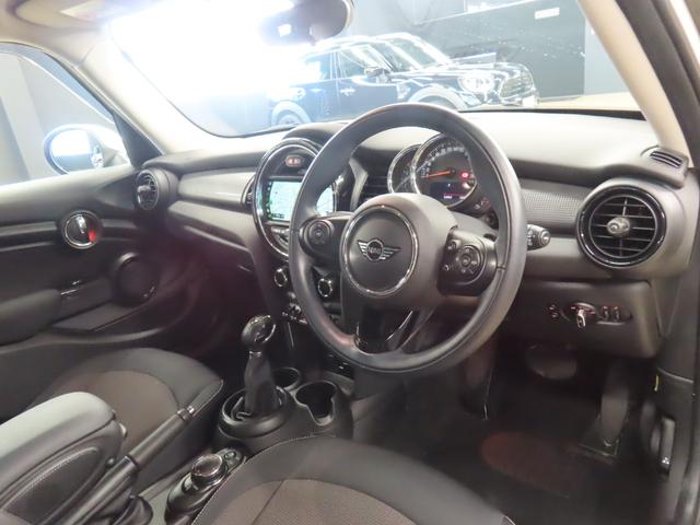 ＭＩＮＩ クーパーＤ　認定中古車／５ＤＯＯＲ／ペッパーホワイト／禁煙車／衝突軽減ブレーキ／純正ナビゲーション／純正バックカメラ／ＥＴＣ付／ＬＥＤヘッドライト／フォグランプ／コンフォートアクセス／ＡＵＴＯライト（47枚目）