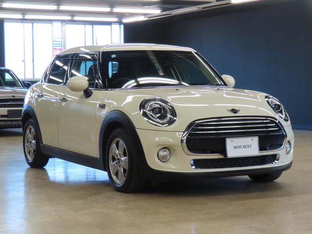 ＭＩＮＩ クーパーＤ　認定中古車／５ＤＯＯＲ／ペッパーホワイト／禁煙車／衝突軽減ブレーキ／純正ナビゲーション／純正バックカメラ／ＥＴＣ付／ＬＥＤヘッドライト／フォグランプ／コンフォートアクセス／ＡＵＴＯライト（58枚目）